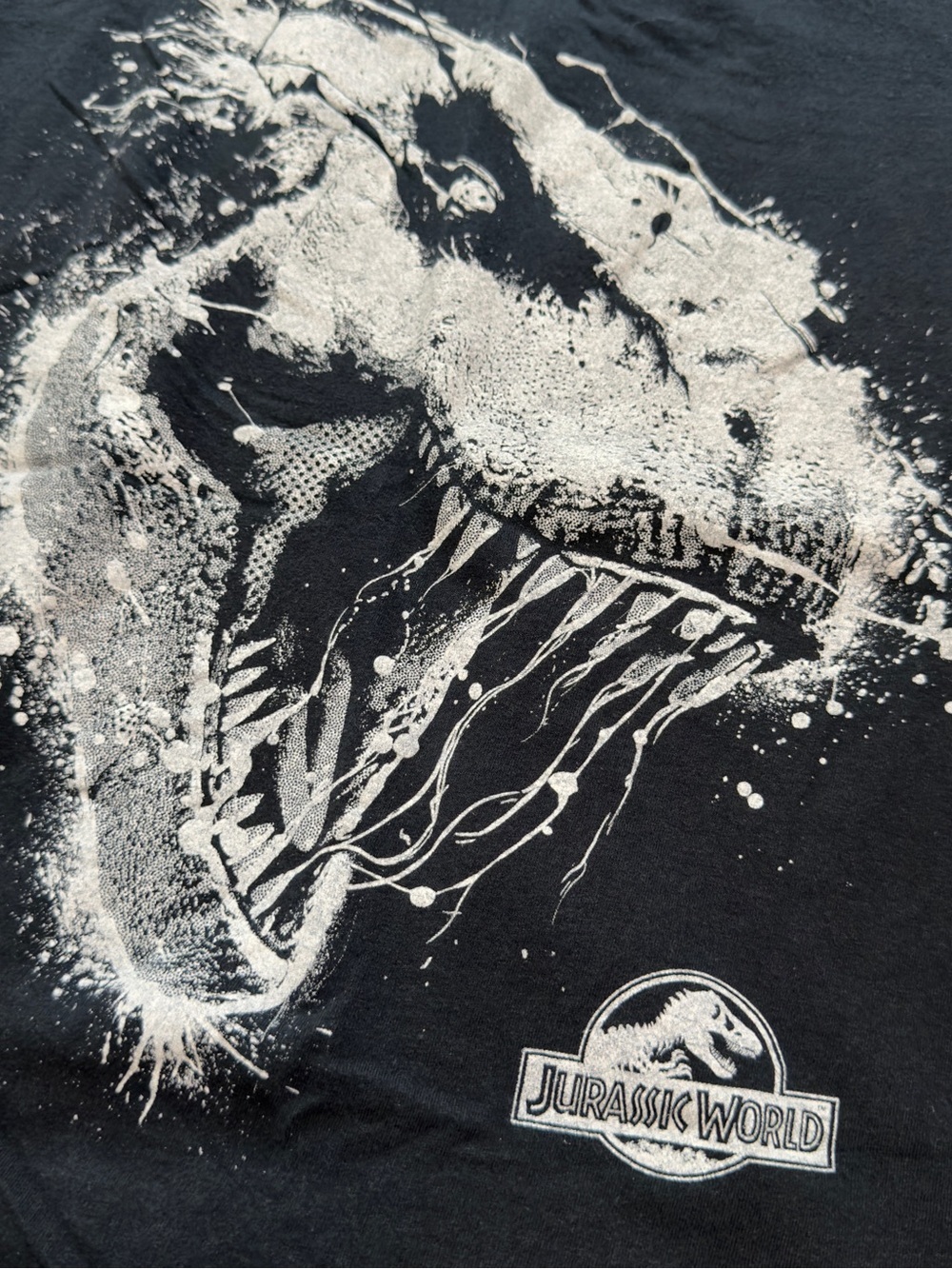 4/$20 Jurassic World T Rex Dinosaur Graphic T Shirt Black Movie Tee Mens M - Picture 2 of 7